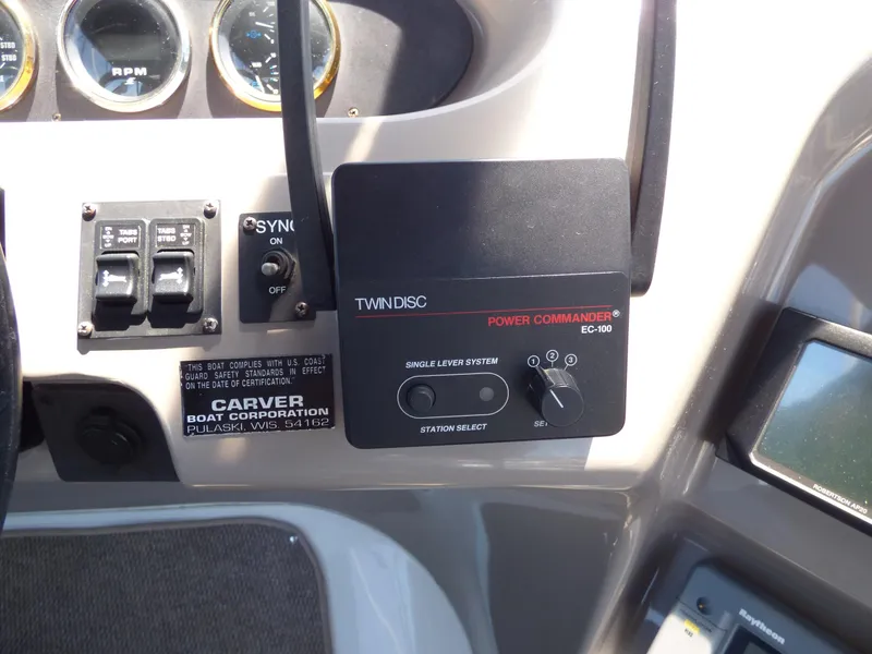 2000 Carver 450 Voyager Pilothouse