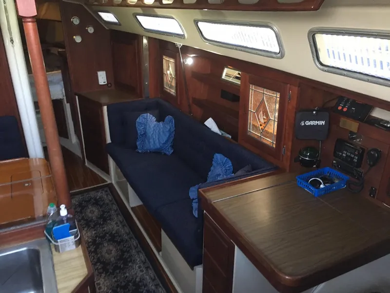 1984 Catalina Standard 36