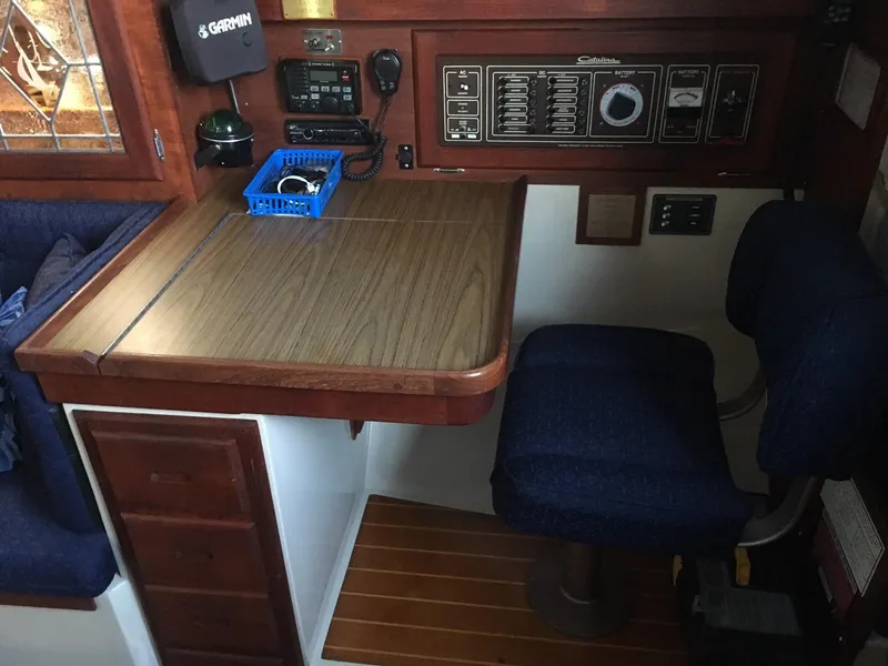 1984 Catalina Standard 36