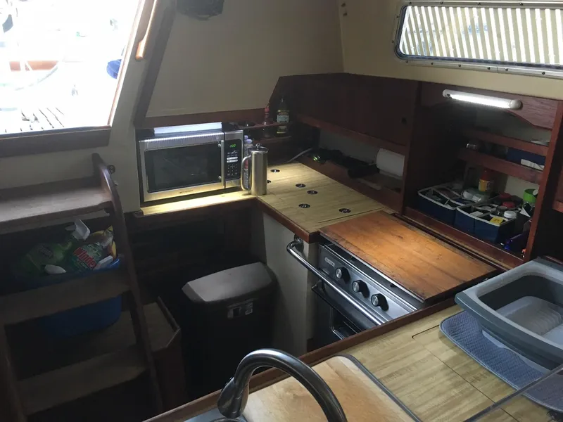 1984 Catalina Standard 36