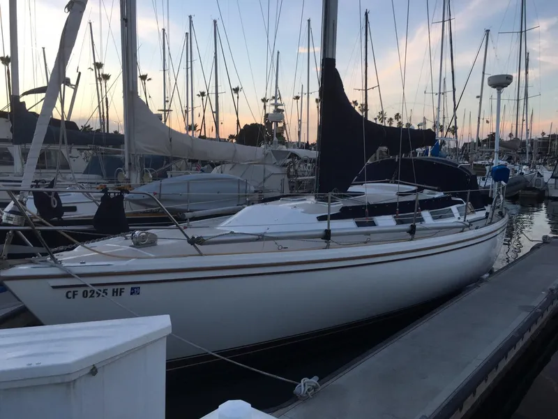 1984 Catalina Standard 36