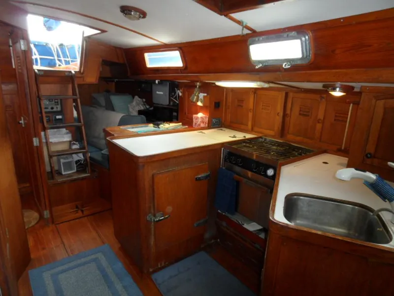 1979 Cheoy Lee Offshore 41