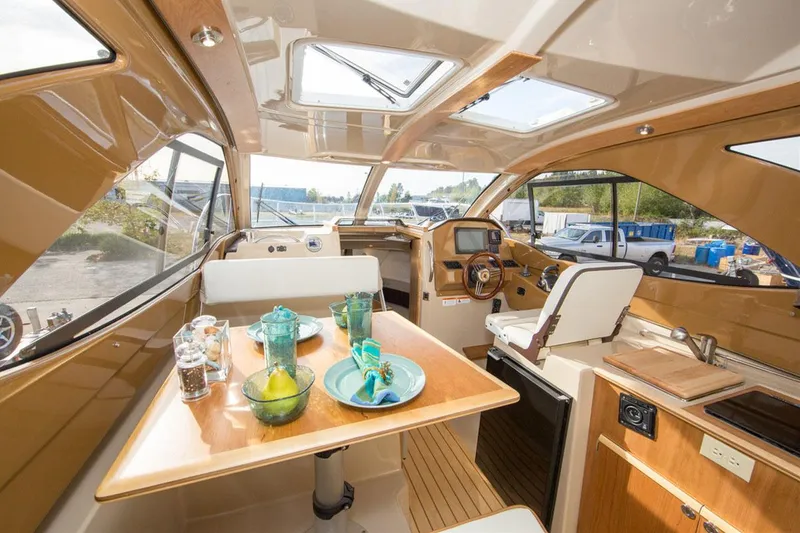 2016 Cutwater 24