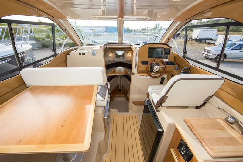 2016 Cutwater 24