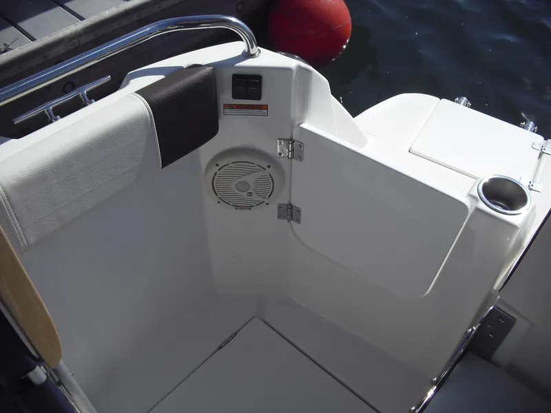 2016 Cutwater 24