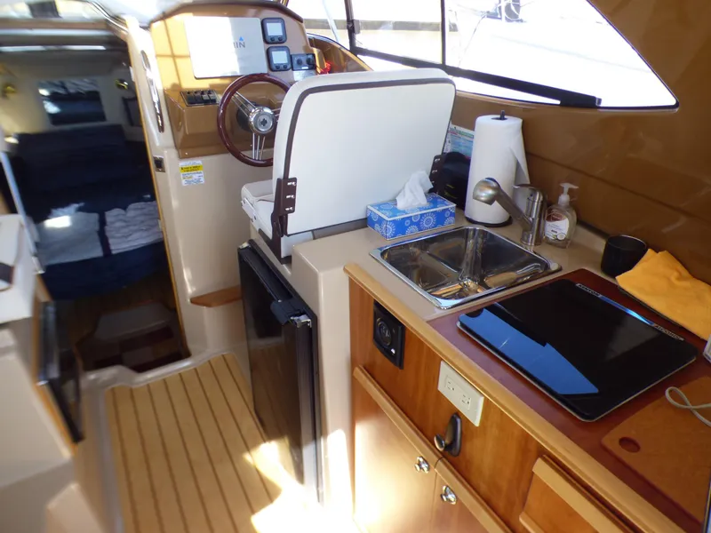 2016 Cutwater 24