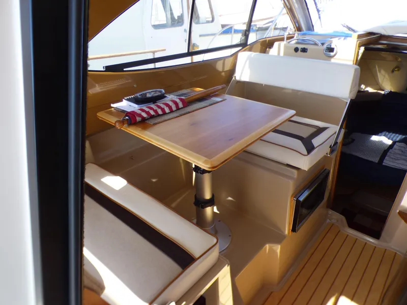 2016 Cutwater 24