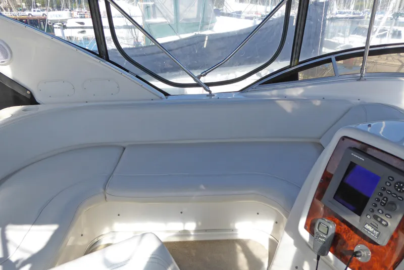 Flybridge seating