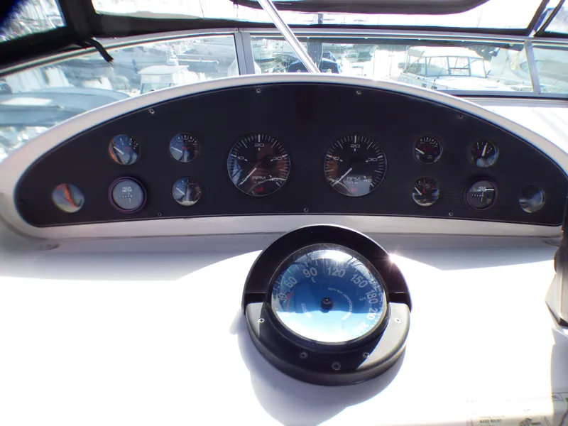 1995 Bayliner 3988 Command Bridge Motoryacht