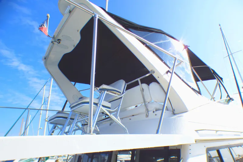 1995 Bayliner 3988 Command Bridge Motoryacht