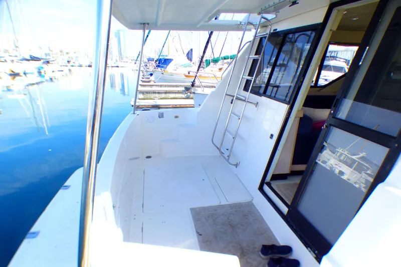 1995 Bayliner 3988 Command Bridge Motoryacht