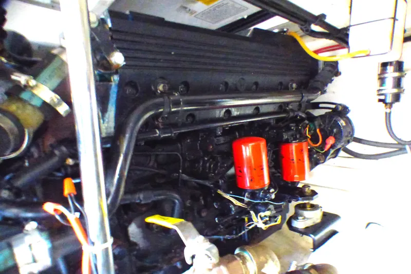 1995 Bayliner 3988 Command Bridge Motoryacht