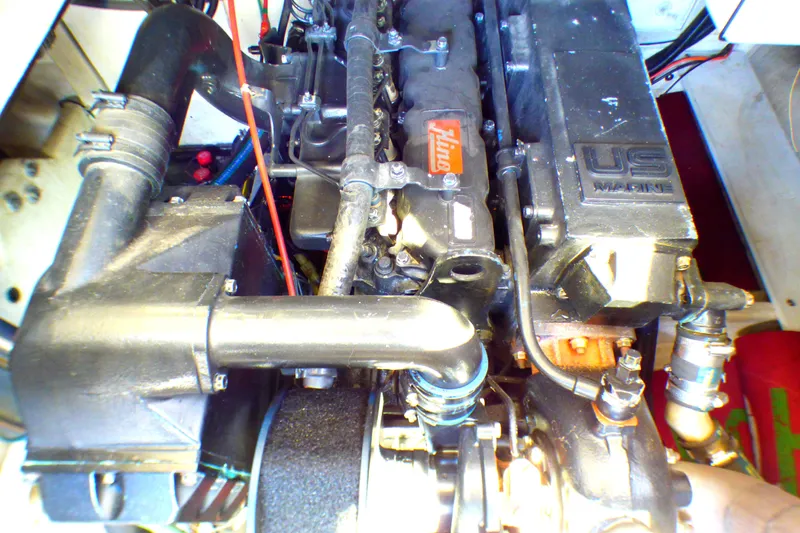 1995 Bayliner 3988 Command Bridge Motoryacht