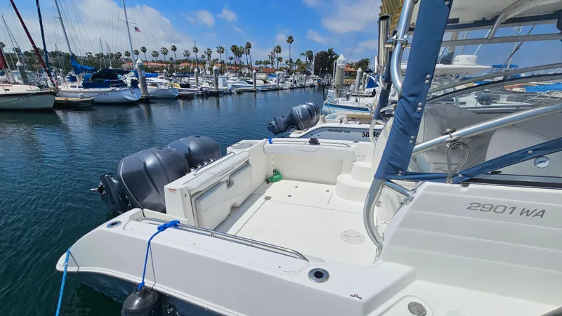 2009 Seaswirl Striper 2901 Walkaround O/B