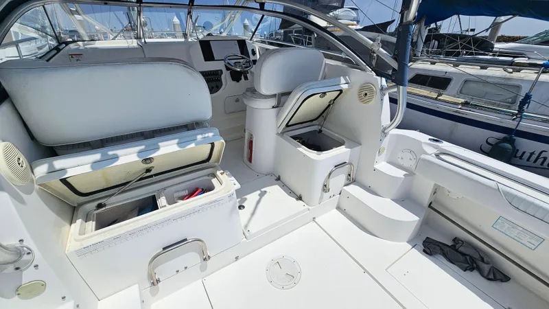 2009 Seaswirl Striper 2901 Walkaround O/B