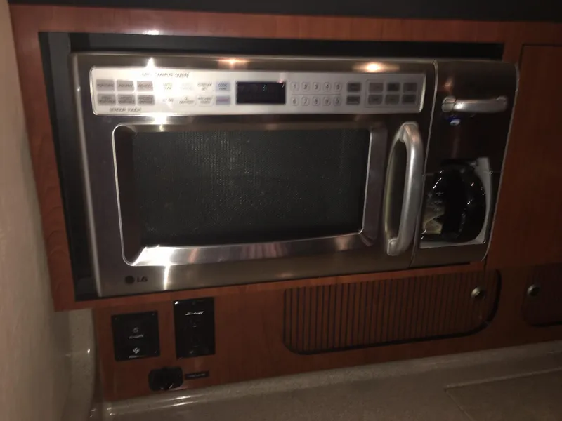 2008 Sea Ray 340 Sundancer