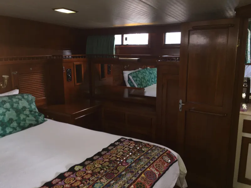 1988 Sea Ranger 46 Trawler