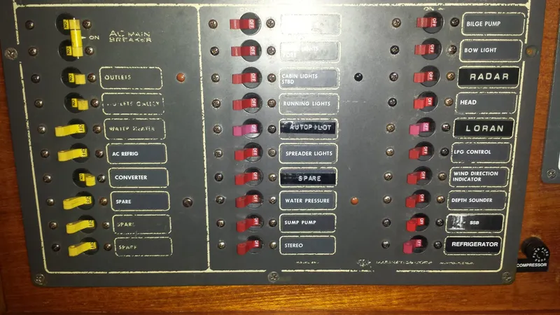 1979 Pearson 424