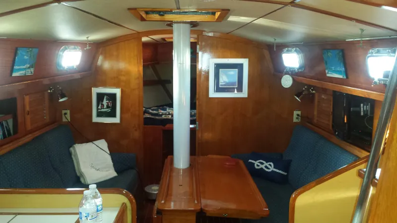 1979 Pearson 424