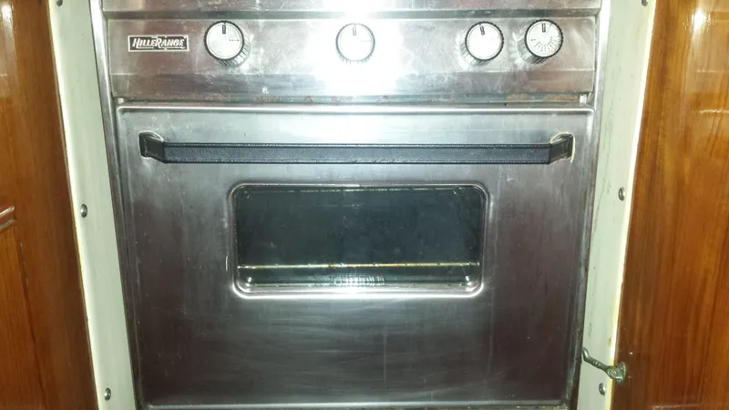 1979 Pearson 424