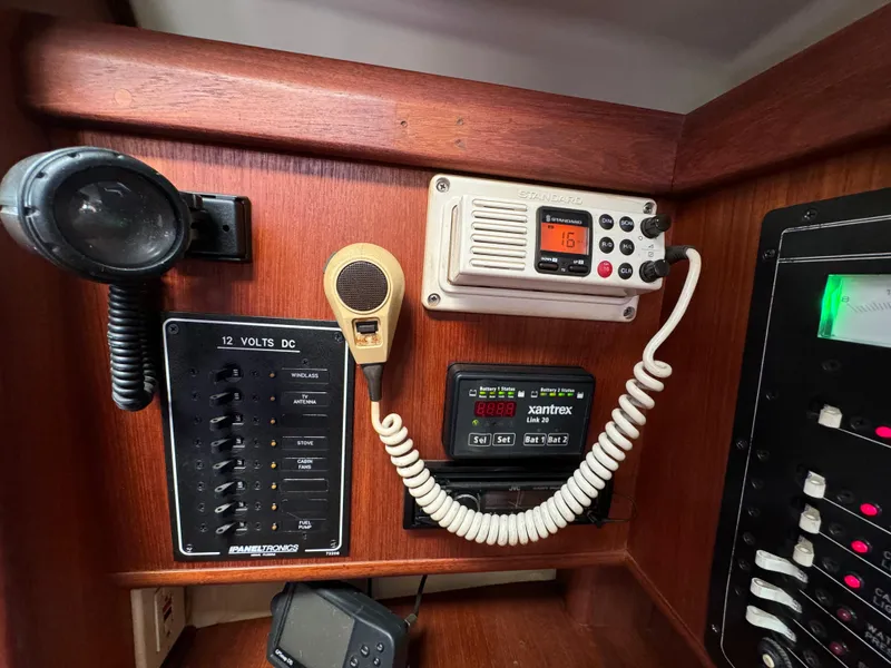 1992 Hunter Legend 35.5