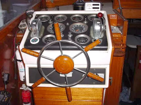 1962 Chris-Craft Constellation