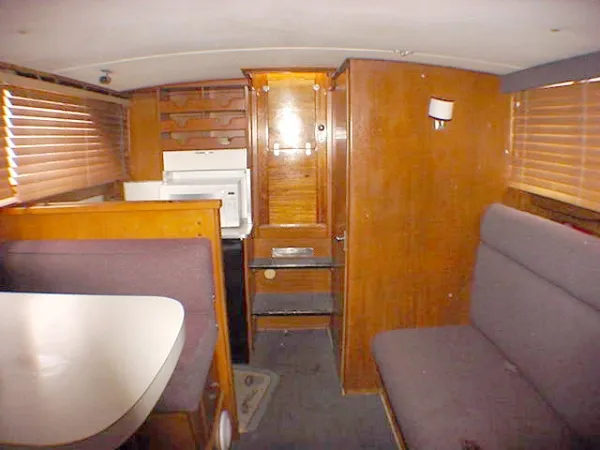 salon facing aft