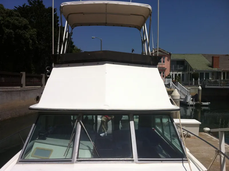 1988 Cruisers Yachts Esprit 2980
