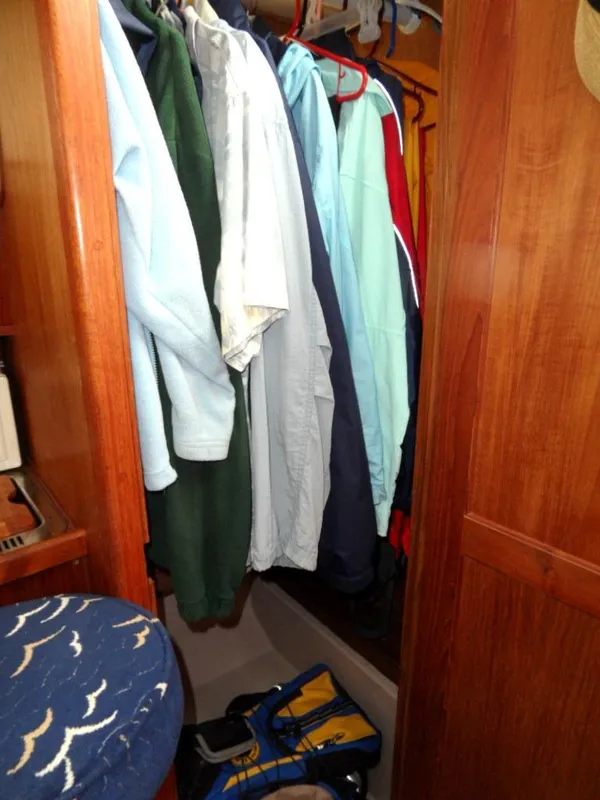 1986 Gulf 27 Pilothouse
