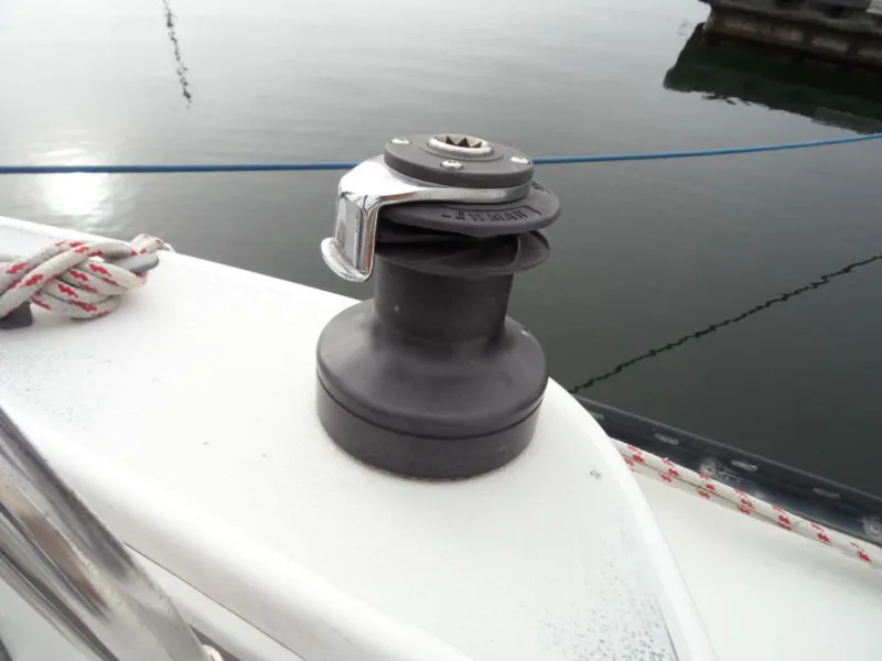 1986 Gulf 27 Pilothouse