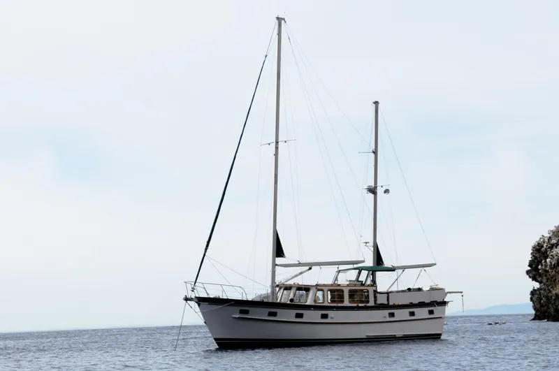 1980 Island Trader 46 LLC Owned
