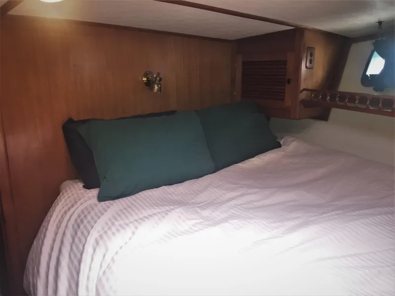 1980 Island Trader 46 LLC Owned