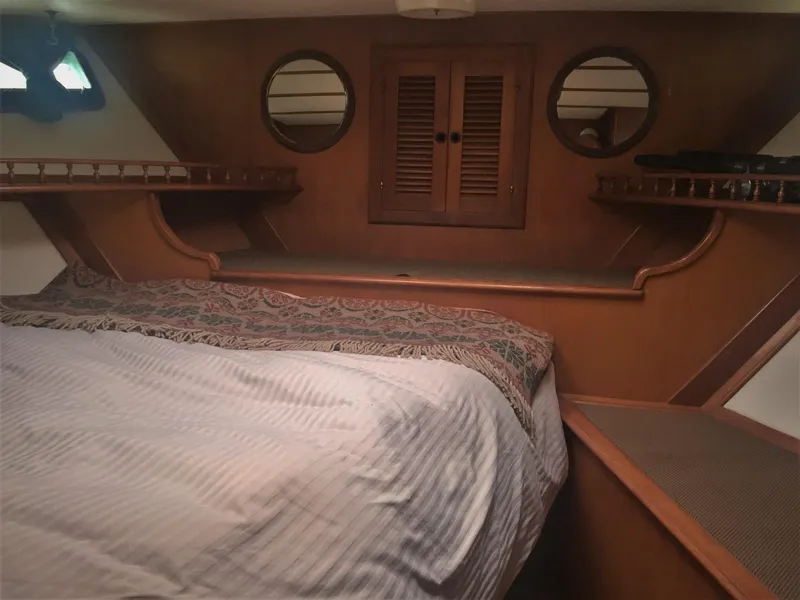 1980 Island Trader 46 LLC Owned