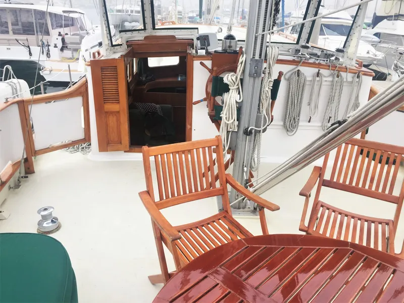 1980 Island Trader 46 LLC Owned