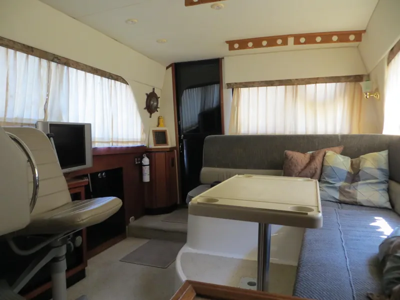 1996 Bayliner 3388 Command Bridge Motoryacht