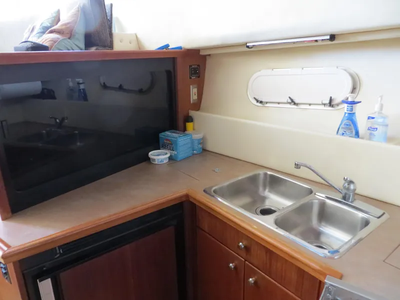 1996 Bayliner 3388 Command Bridge Motoryacht