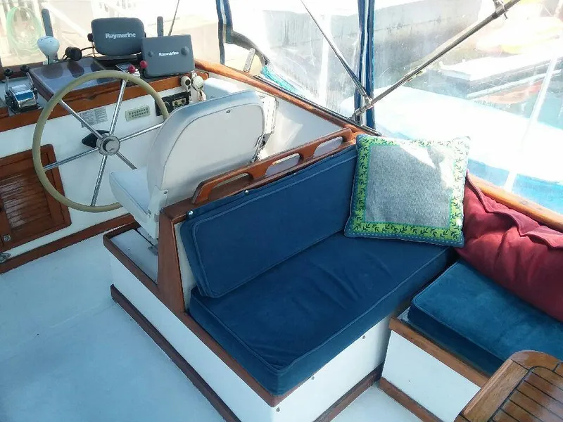 1985 Hershine 41