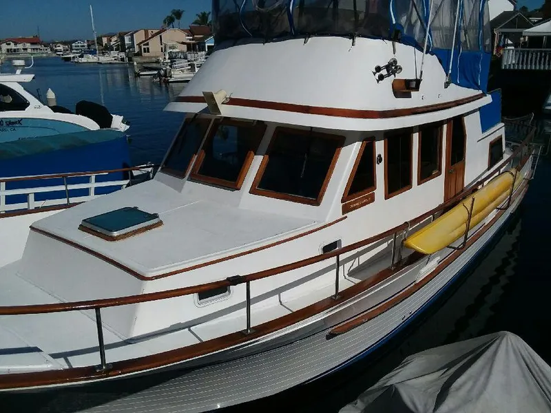 1985 Hershine 41
