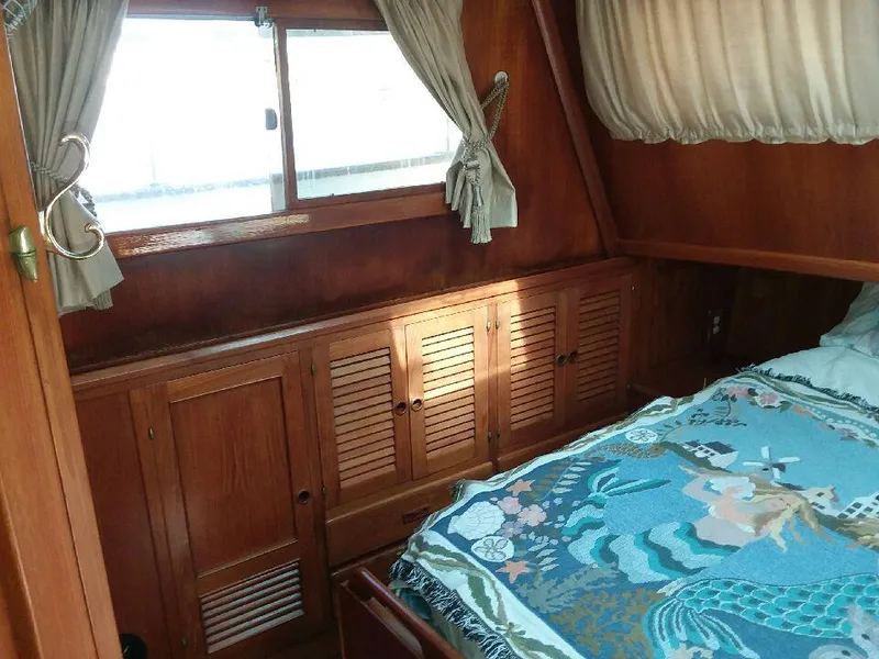 1985 Hershine 41