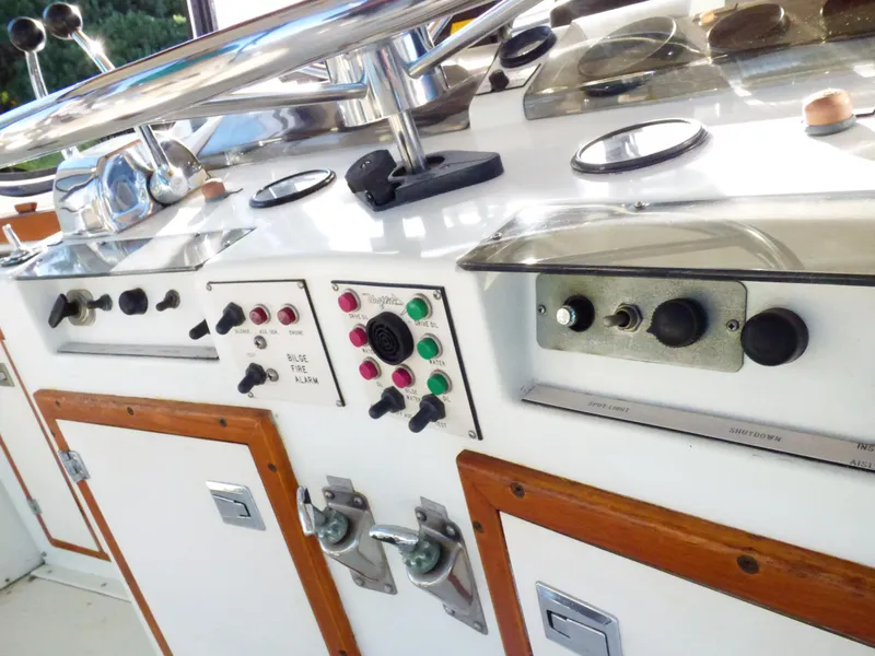 Flybridge Helm