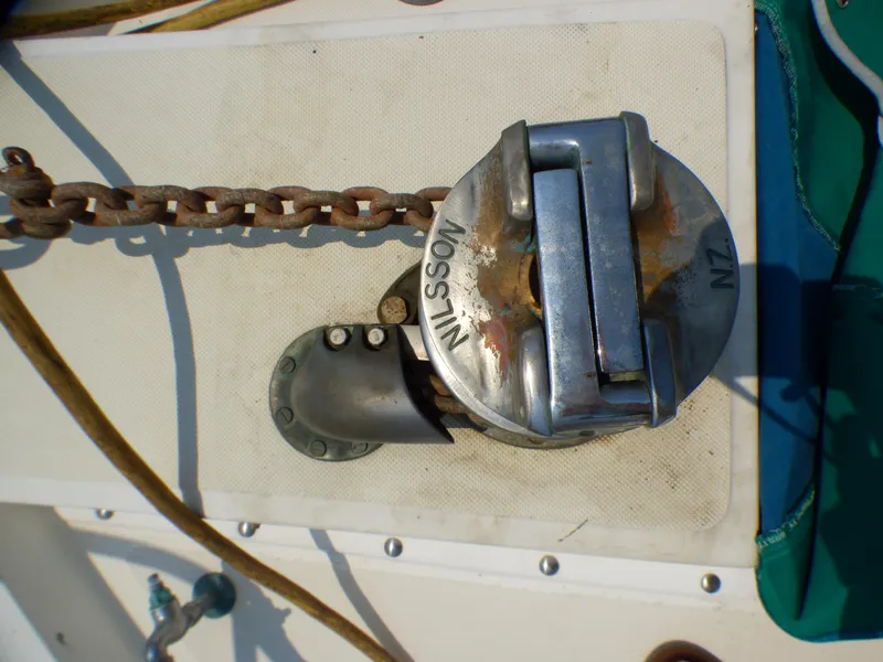 1985 DeFever 40 Offshore Cruiser Flybridge