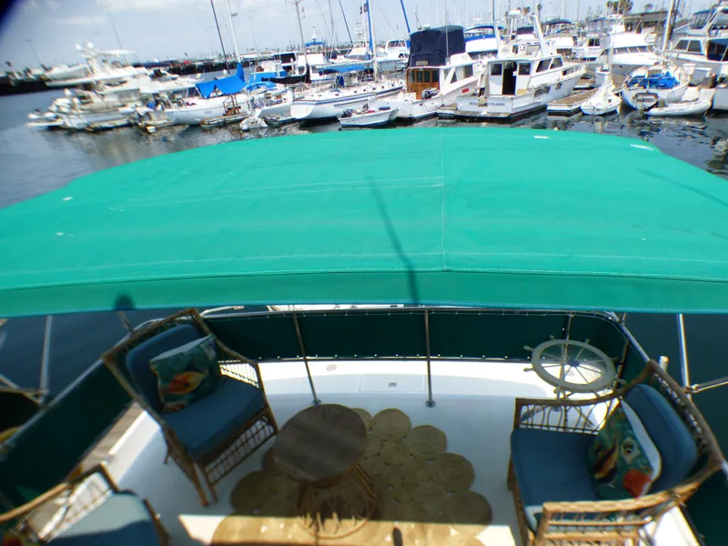 1985 DeFever 40 Offshore Cruiser Flybridge