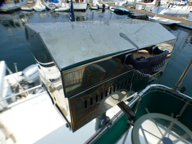 1985 DeFever 40 Offshore Cruiser Flybridge