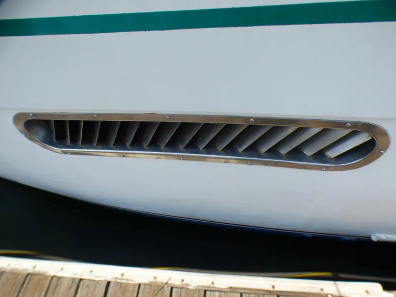 1985 DeFever 40 Offshore Cruiser Flybridge