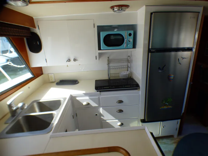 1985 DeFever 40 Offshore Cruiser Flybridge