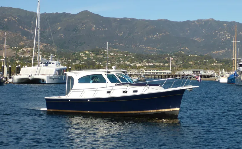 2001 Mainship Pilot Sedan