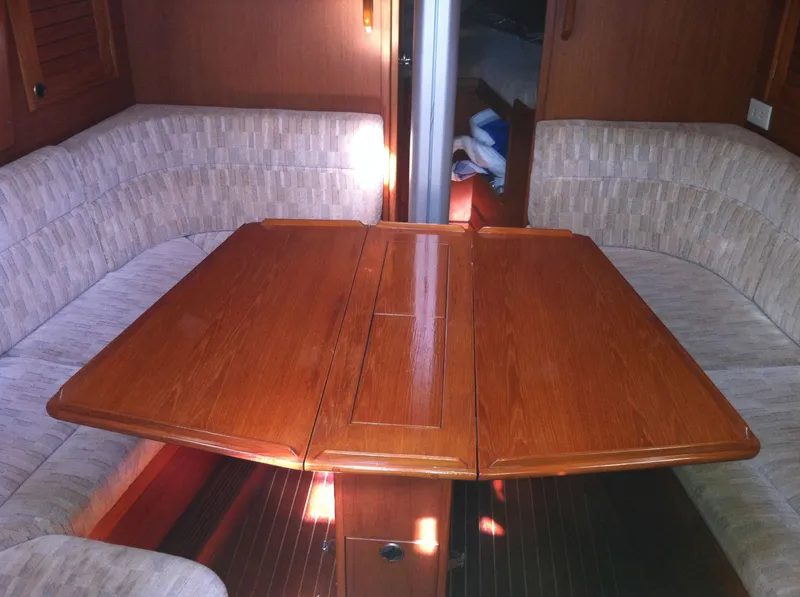 Salon Looking FWD with table up