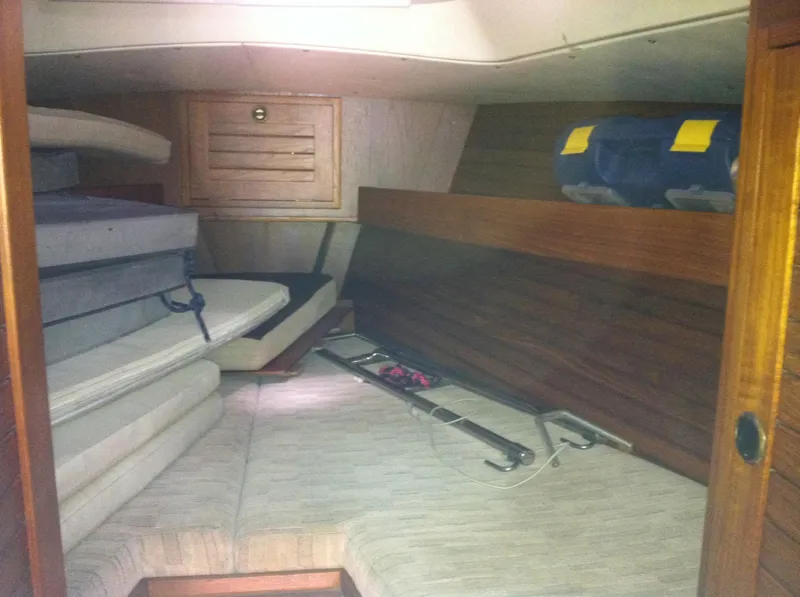 V-Berth
