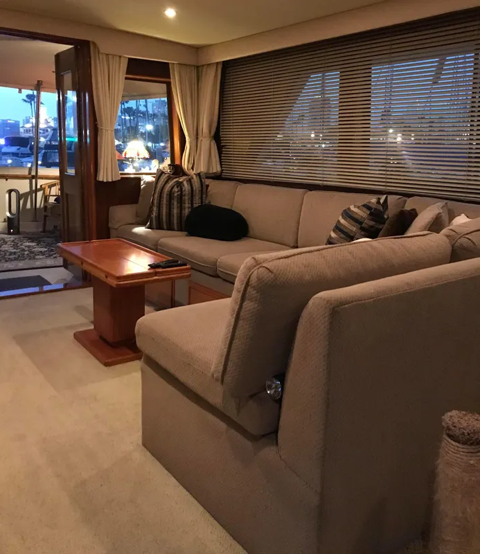 1985 Hatteras Motoryacht
