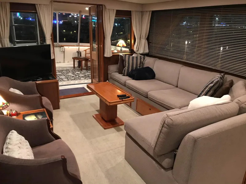 1985 Hatteras Motoryacht